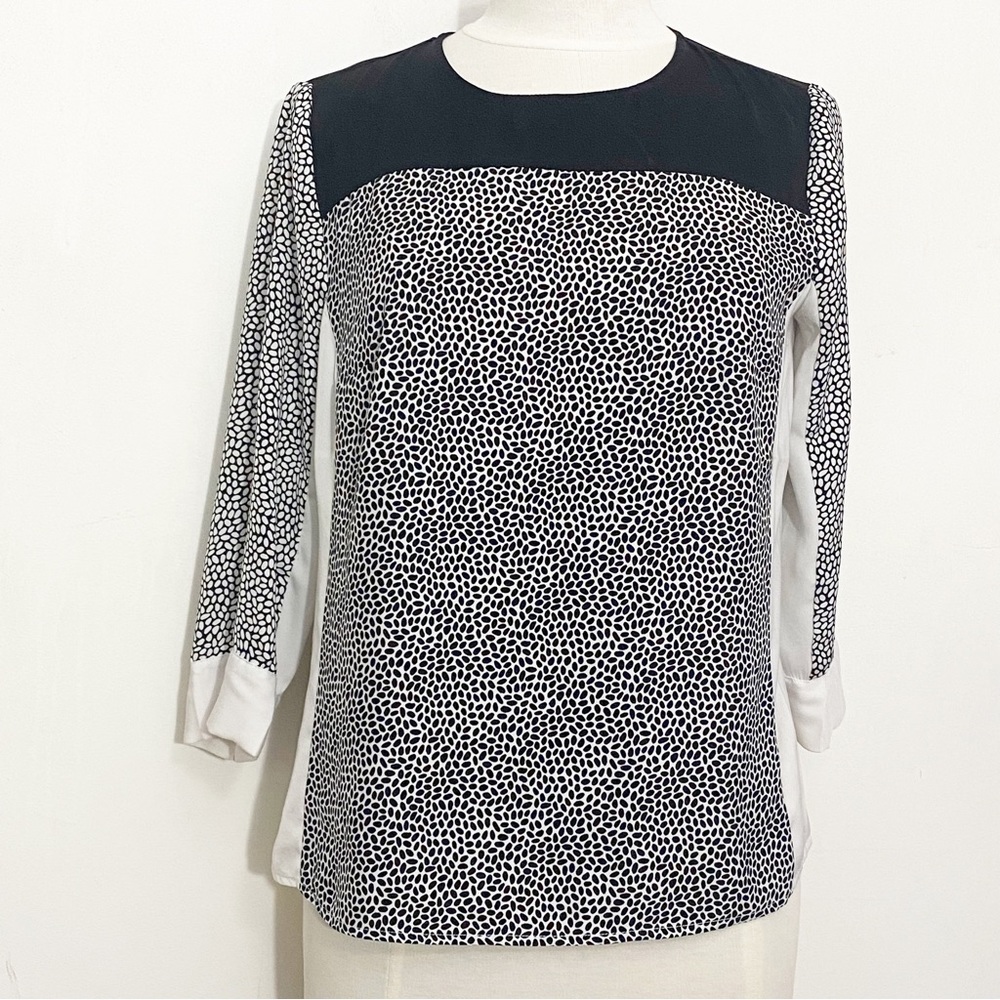 CYNTHIA ROWLEY mixed media color blocked silky woven polyester zip back top S